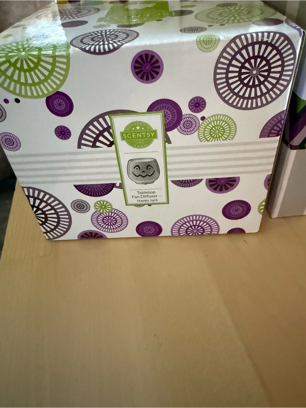 Scentsy Tabletop Fan DiffHappy Jack & Black Raspberry Vanilla pods Twin pack